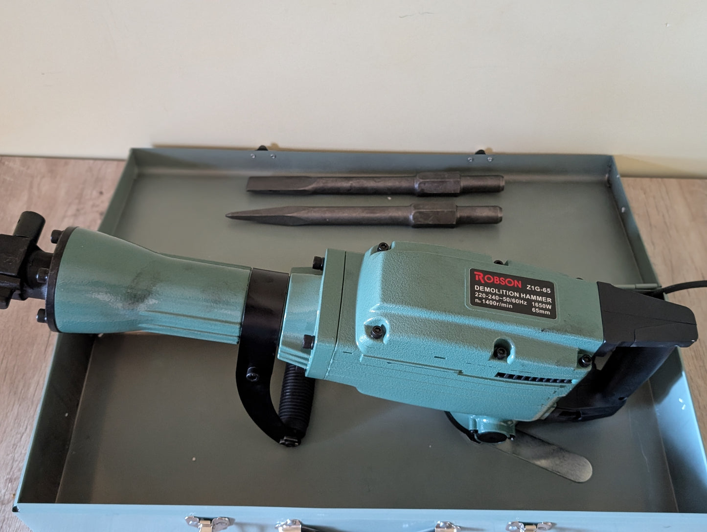 Marteau piqueur électrique -Robson — 1650W